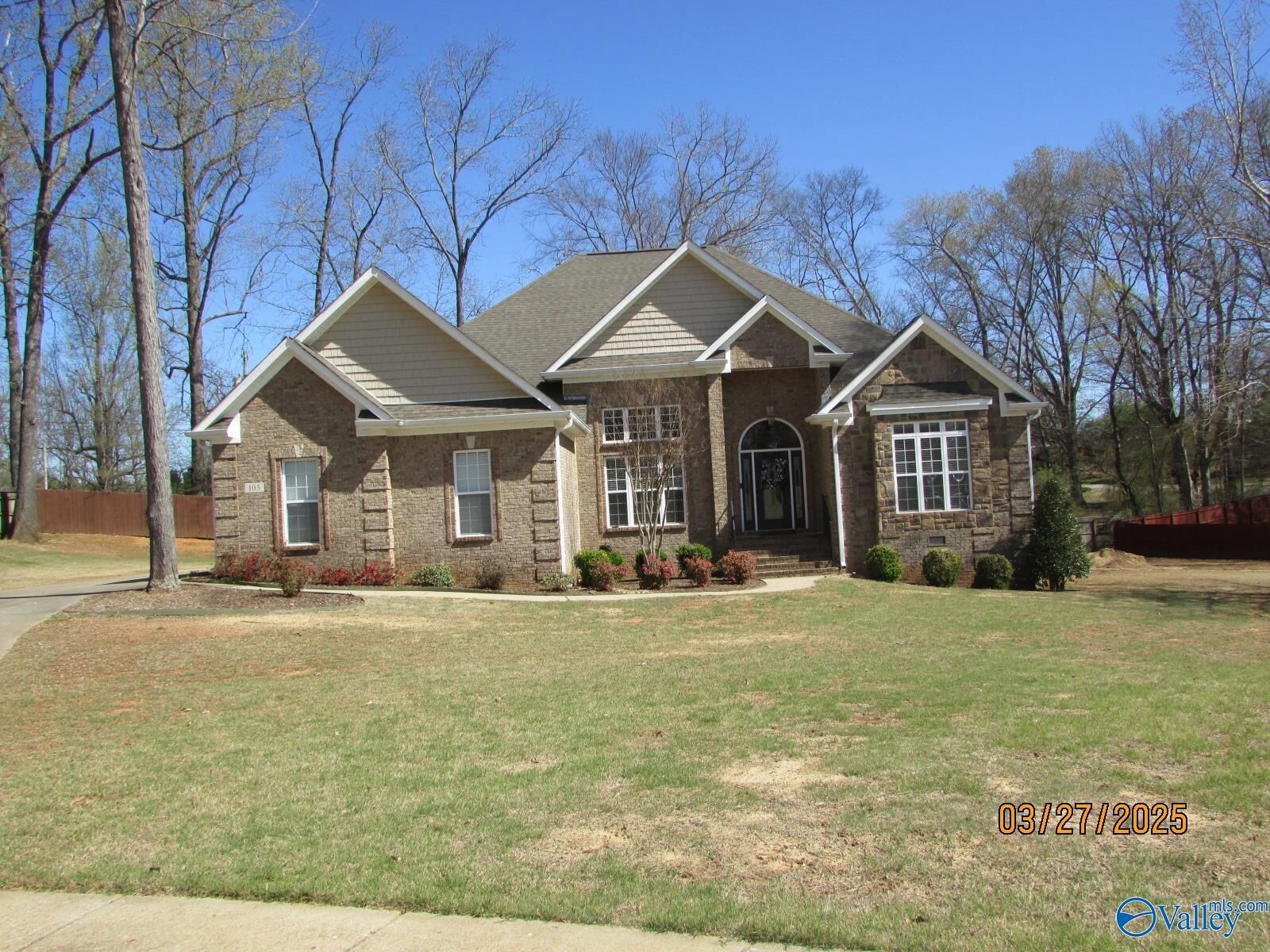 Property Photo: 105 Karissa Pointe AL 35811