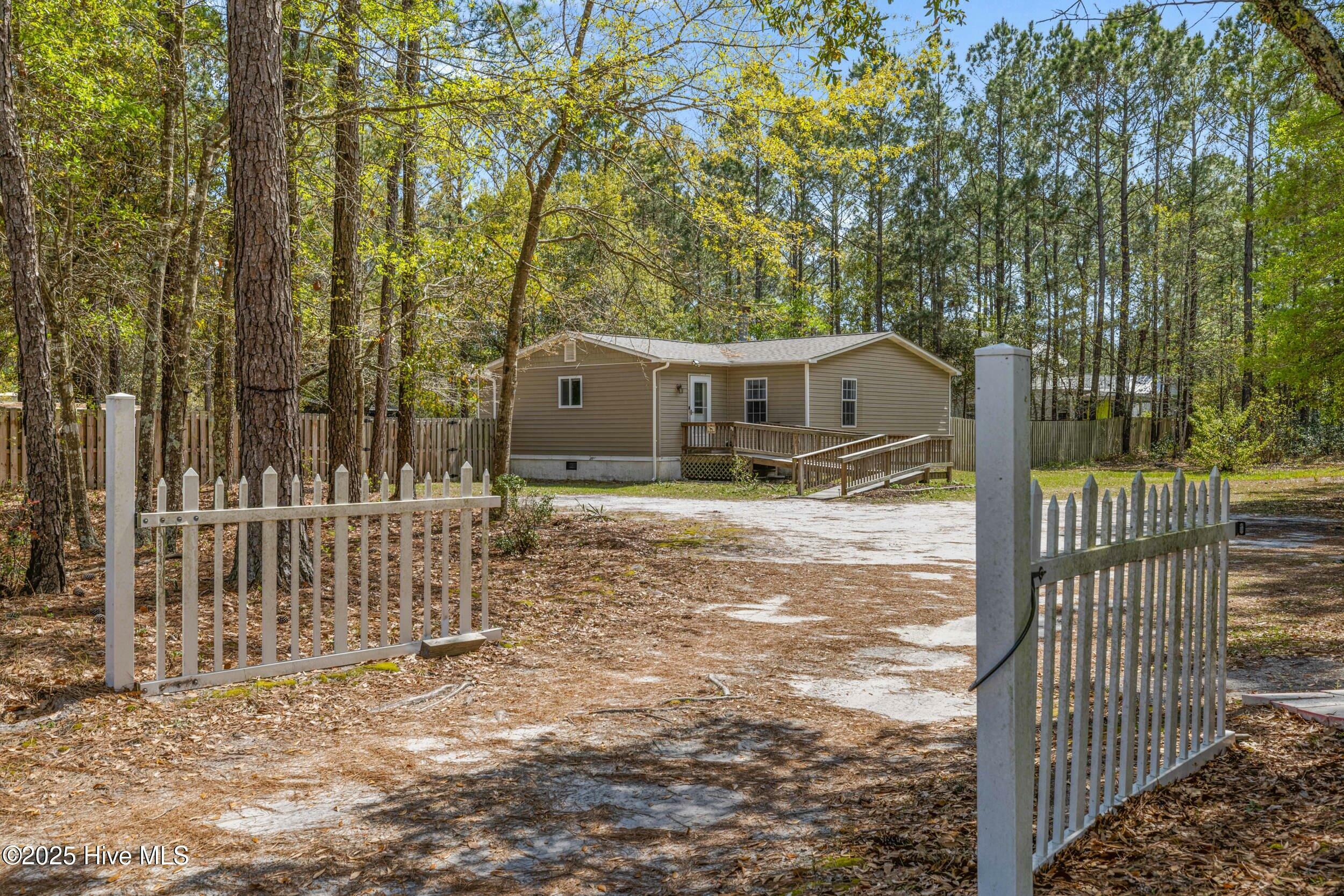 Property Photo: 360 Old Folkstone Road NC 28445