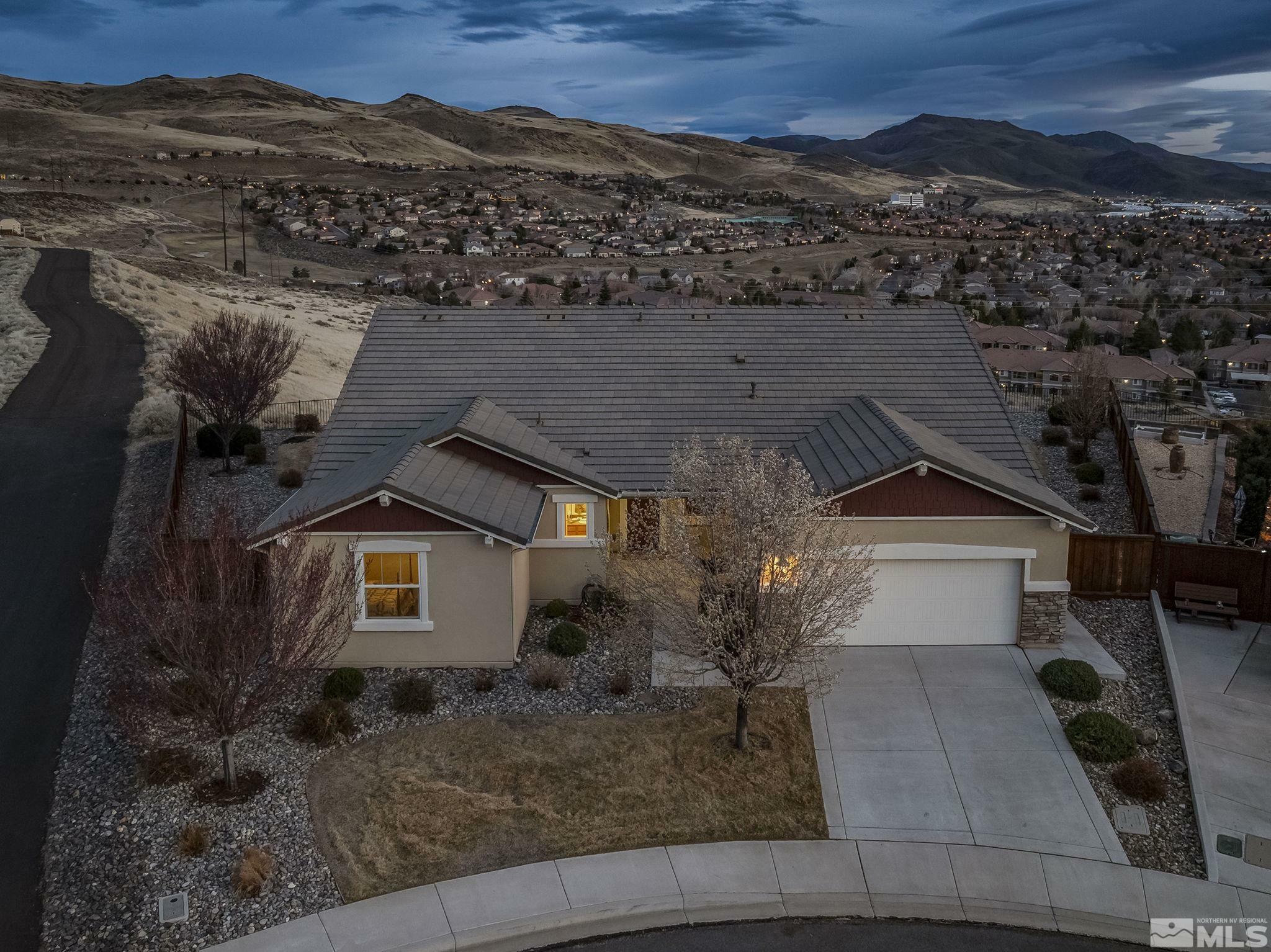 Property Photo: 2181 Isabella Court NV 89434