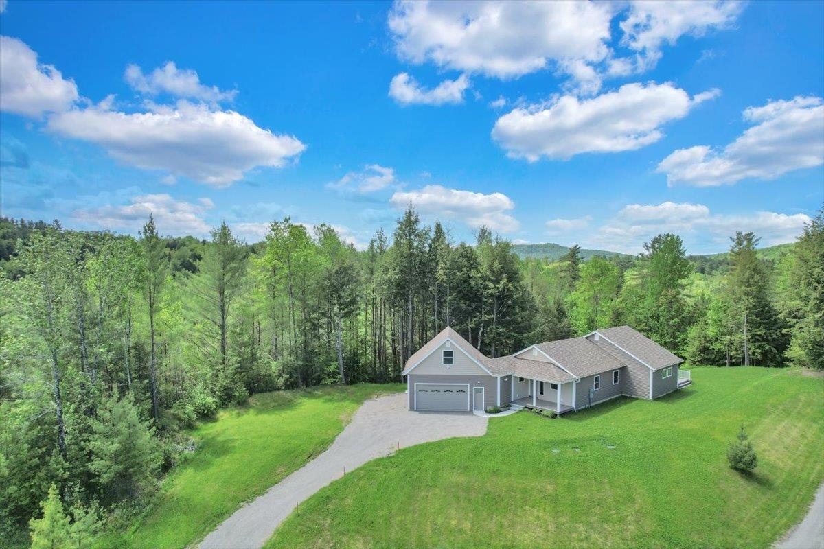 Property Photo: 49 Hemlock Circle VT 05465