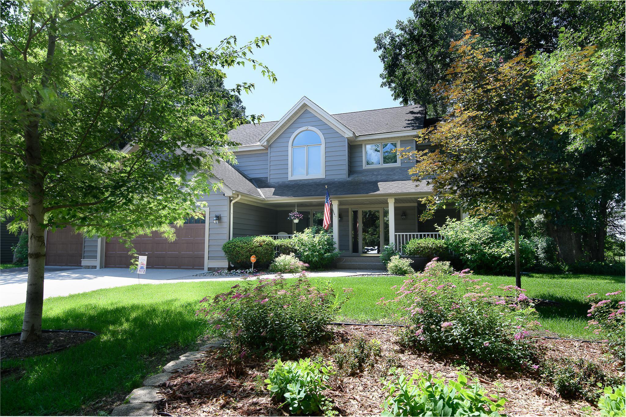 Property Photo: 1810 7th Street SE MN 56304
