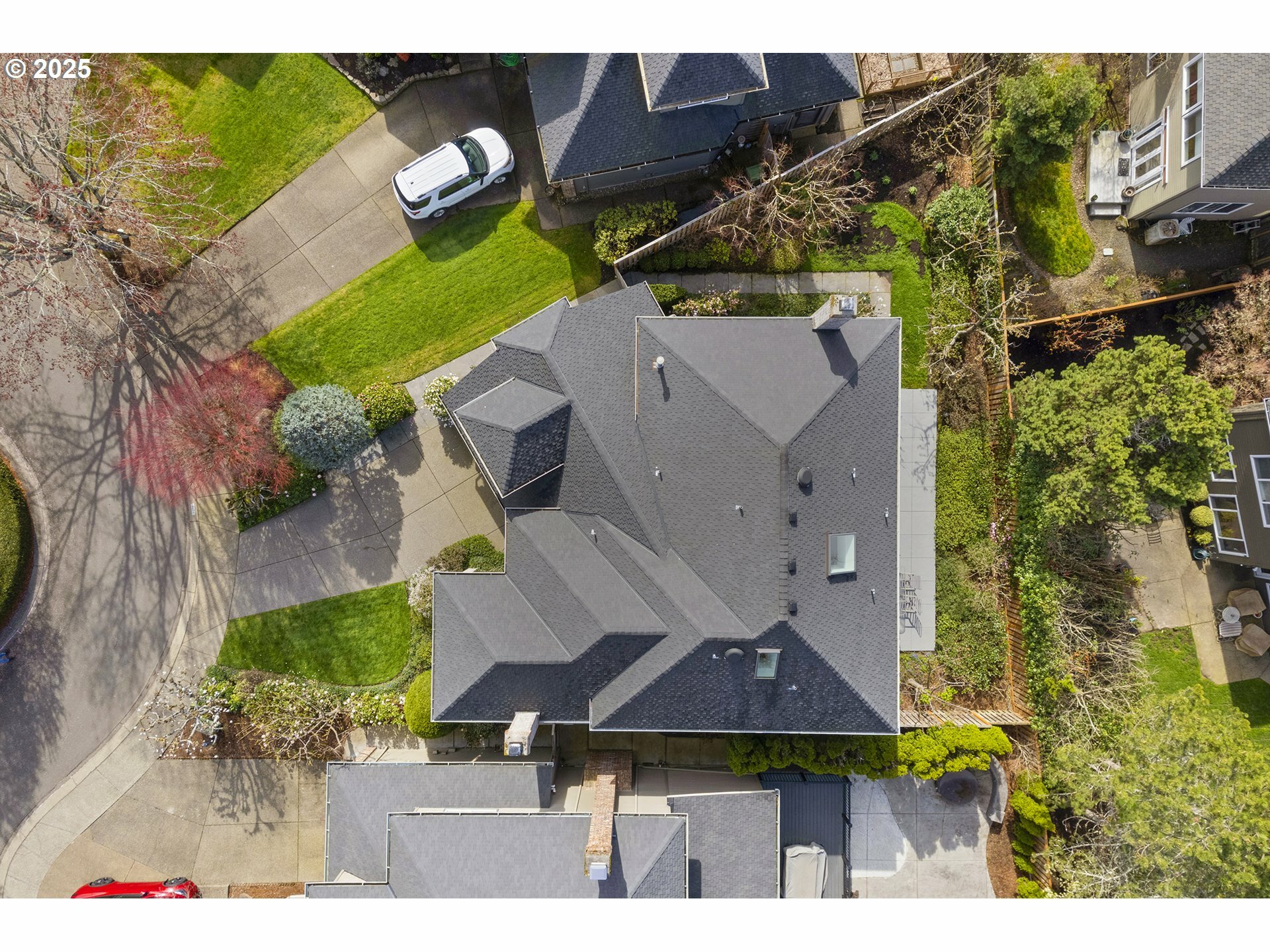 Property Photo: 4674 Chelsea Ln OR 97035