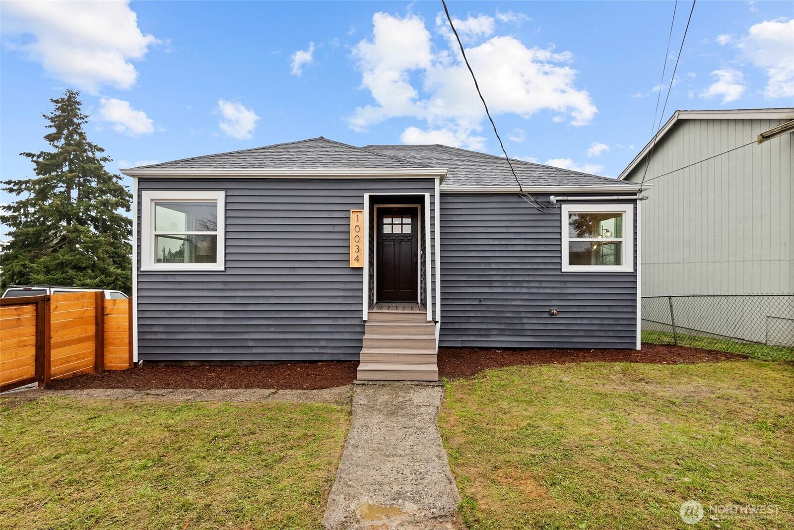 Property Photo:  10034  20th Avenue SW  WA 98146 