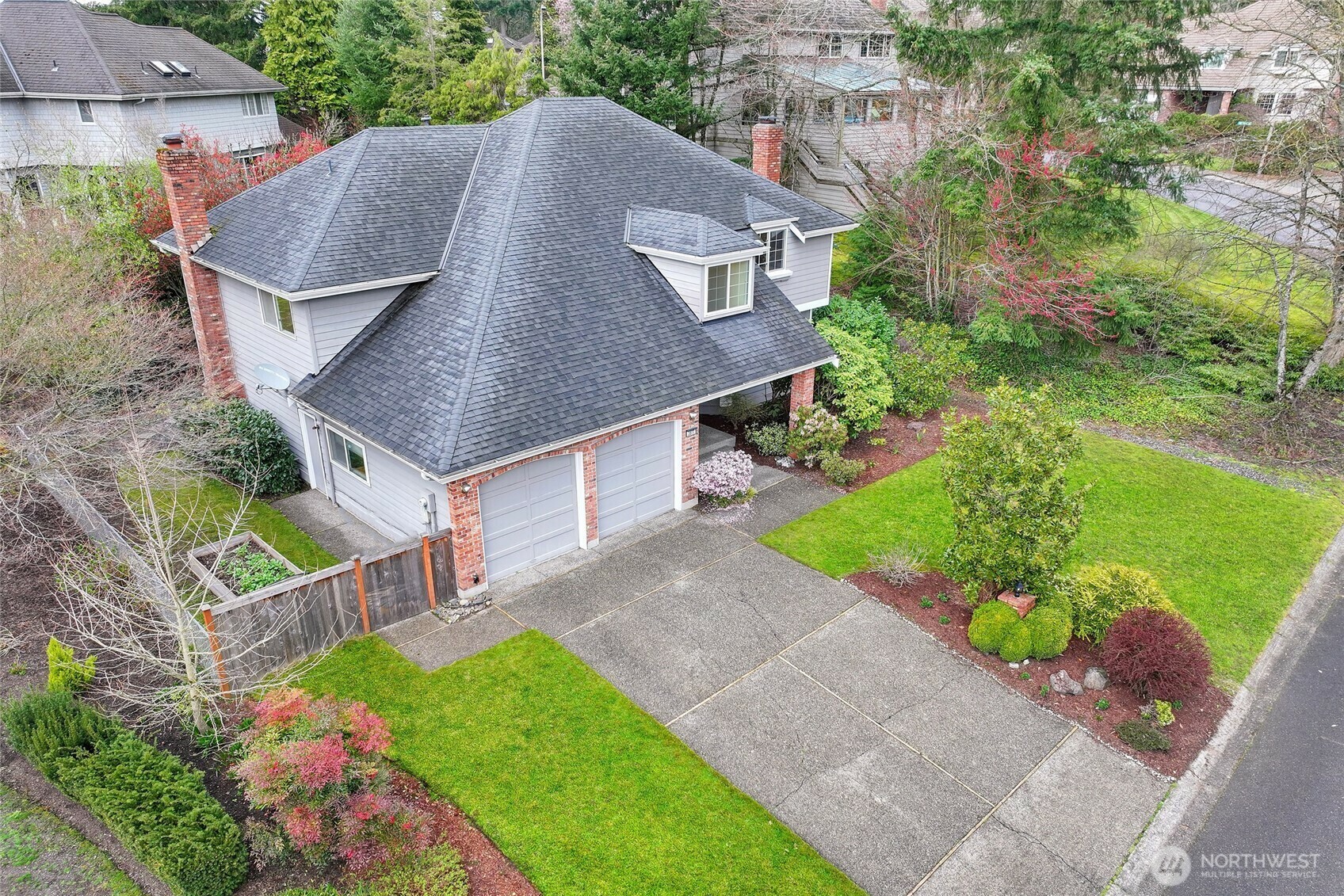 Property Photo: 3877 113th Avenue NE WA 98004