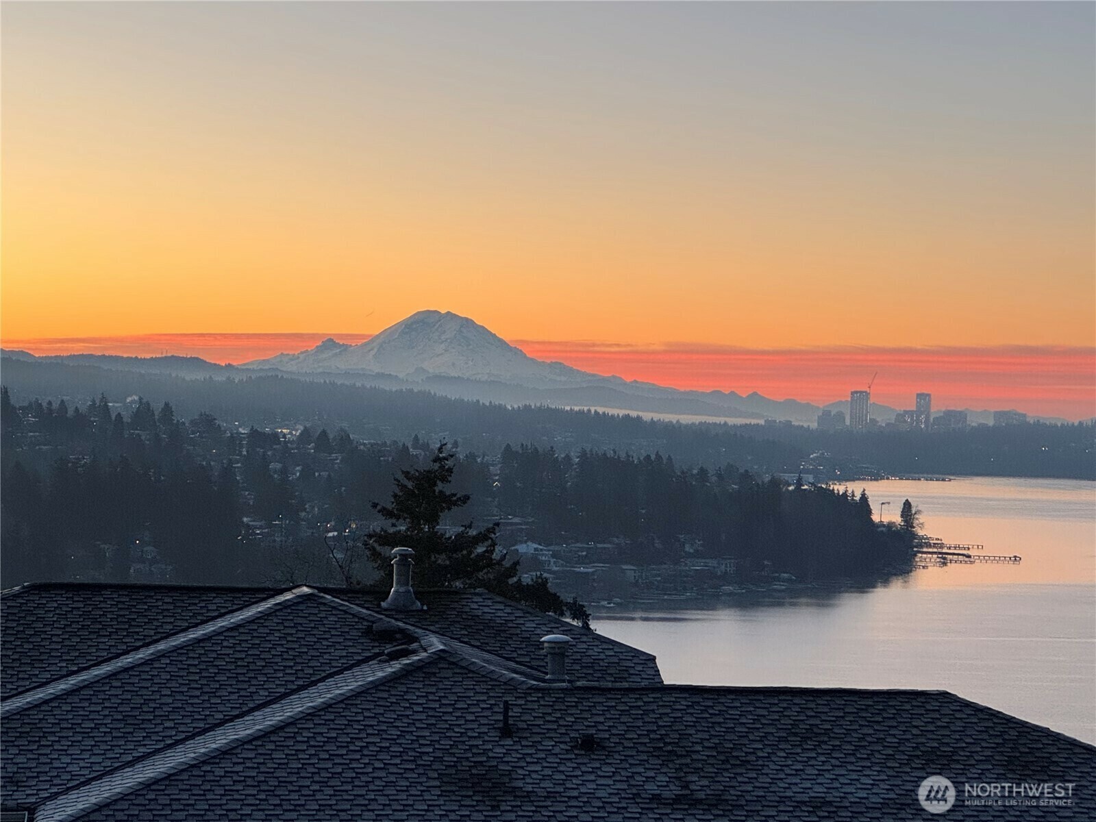 Property Photo: 11838 89th Place NE WA 98034