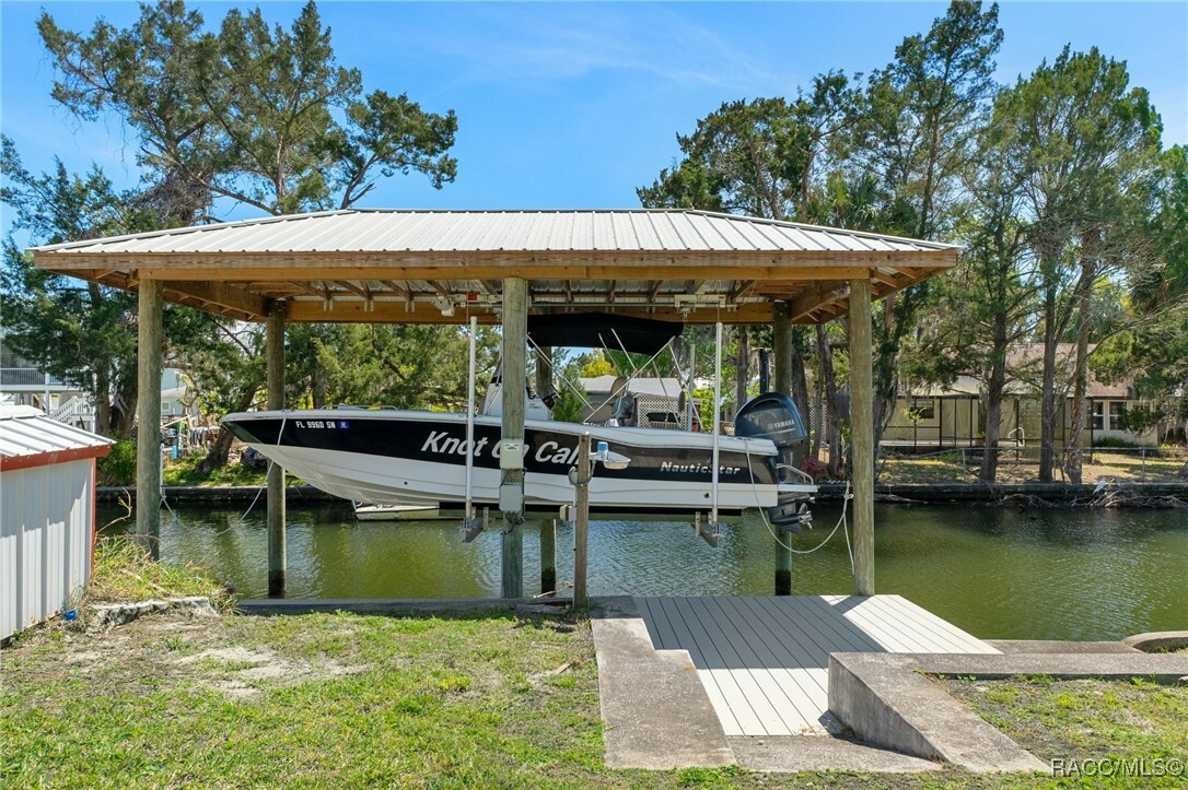 Property Photo: 1930 NW 17th Street FL 34428