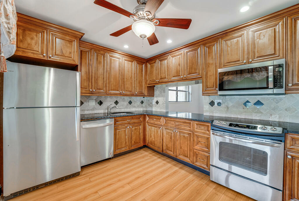 Property Photo: 104 Lake Helen Drive FL 33411