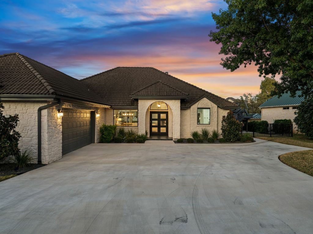 103 Waters Edge  Horseshoe Bay TX 78657 photo