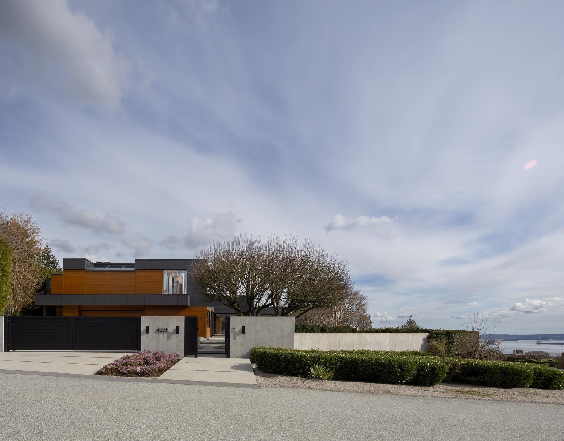 Property Photo: 4278 Rockridge Place BC V7W 2Y4