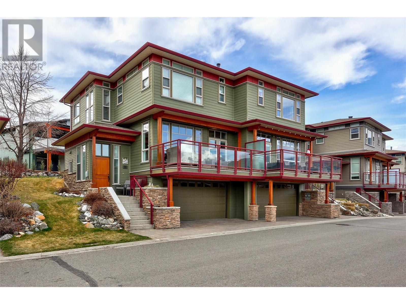 Property Photo: 175 Holloway Drive 11 BC V1S 0B2