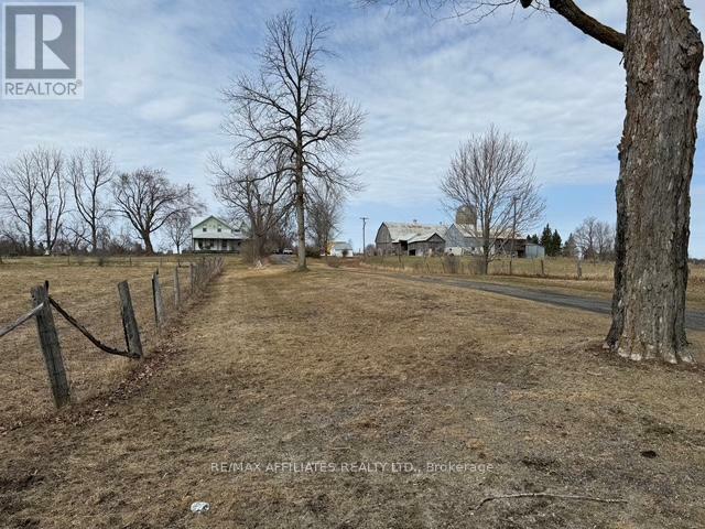 Property Photo: 3402 Dukelow Road ON K0E 1X0