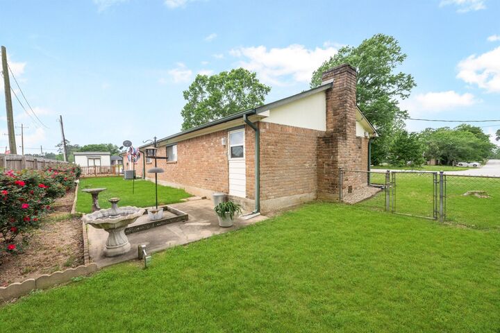 Property Photo: 10192 Fm 1097 Road W TX 77318