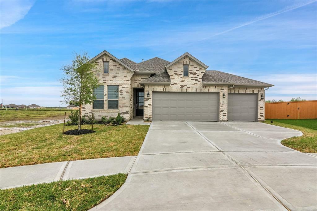 Property Photo: 185 Rosillo Drive TX 77535
