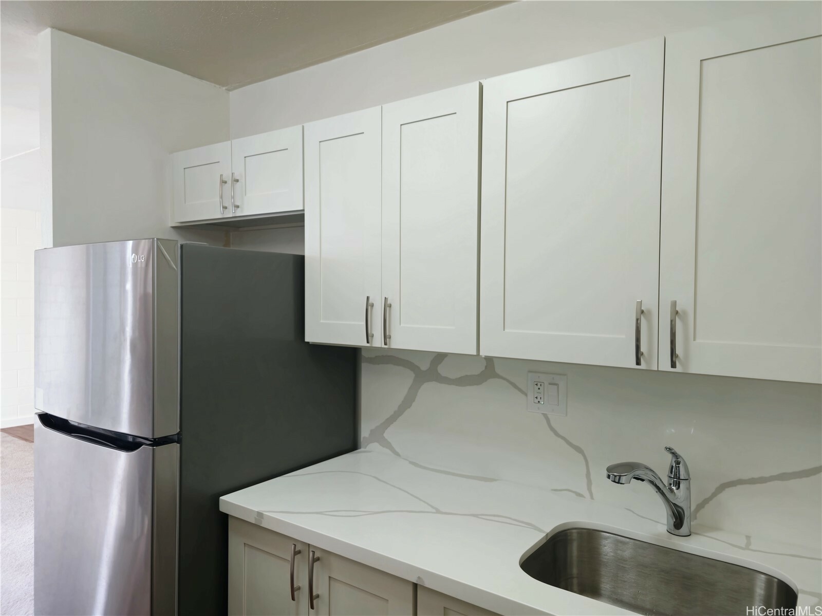 Property Photo: 95-029 Kuahelani Avenue 331 HI 96789