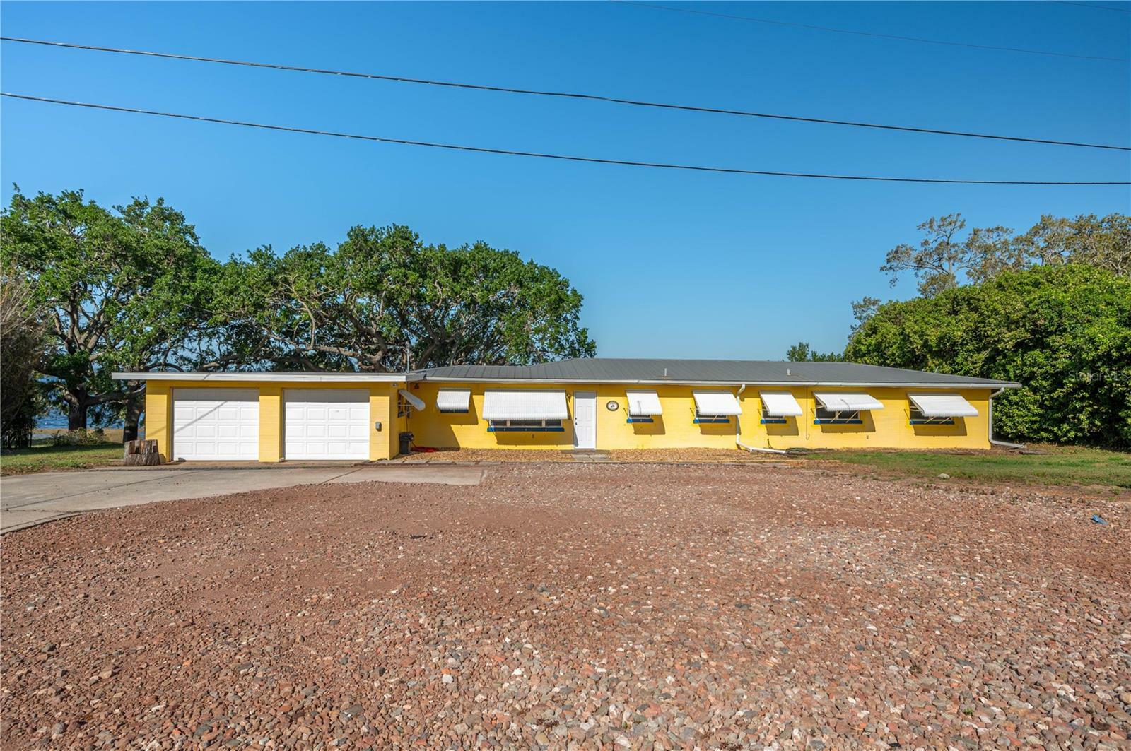 Property Photo: 225 Wes Mann Road FL 33827