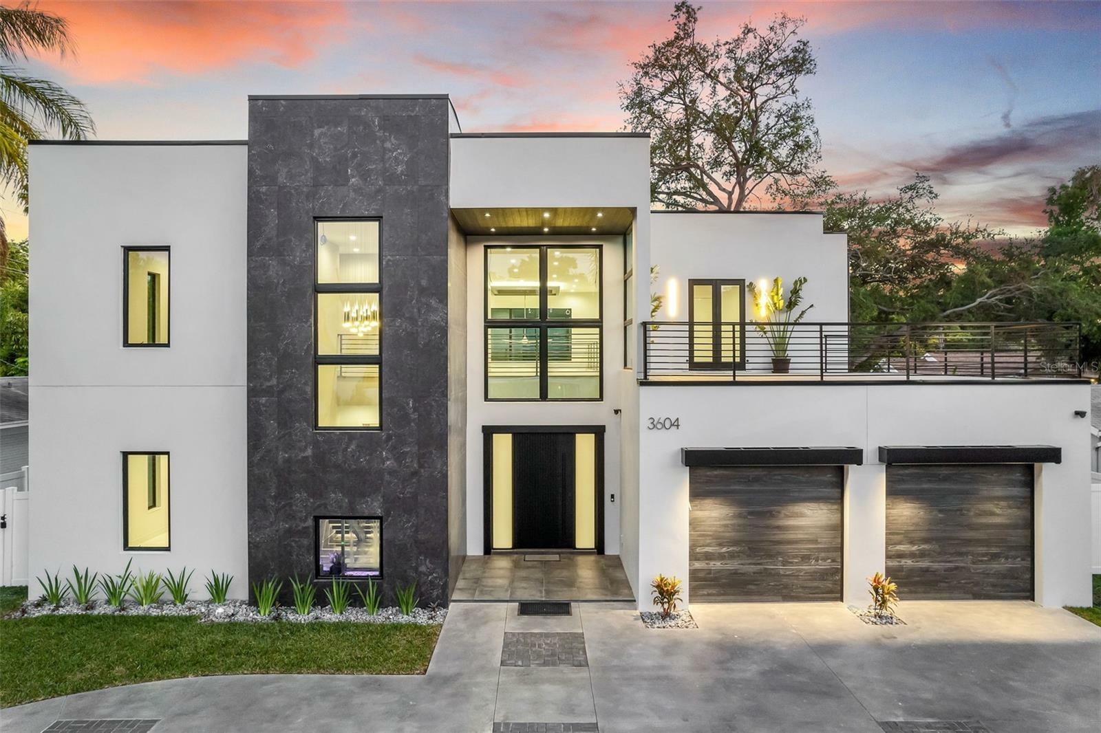 Property Photo: 3604 W El Prado Boulevard FL 33629