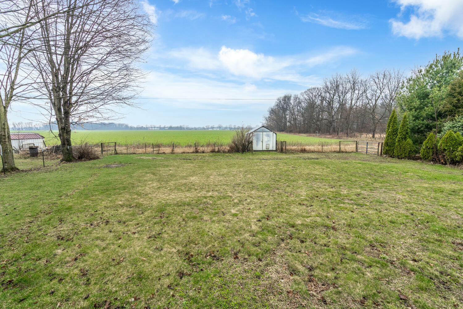 Property Photo: 55260 Buckhorn Road MI 49093