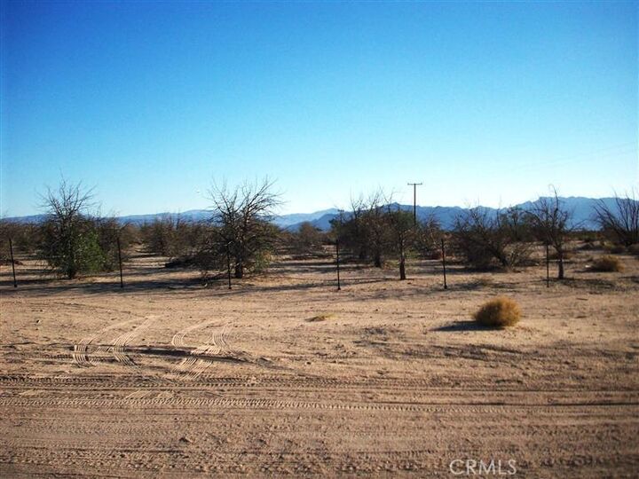 Property Photo:  45527 Twin Lakes Drive  CA 92365 