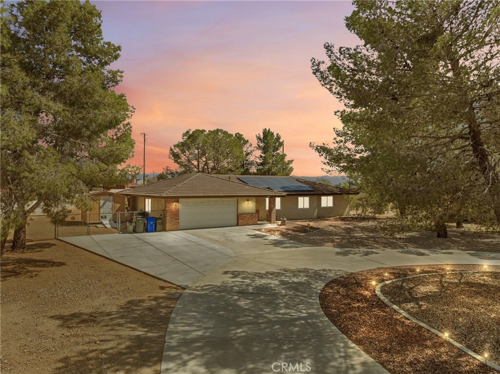 Property Photo:  15933 Acoma Road  CA 92307 