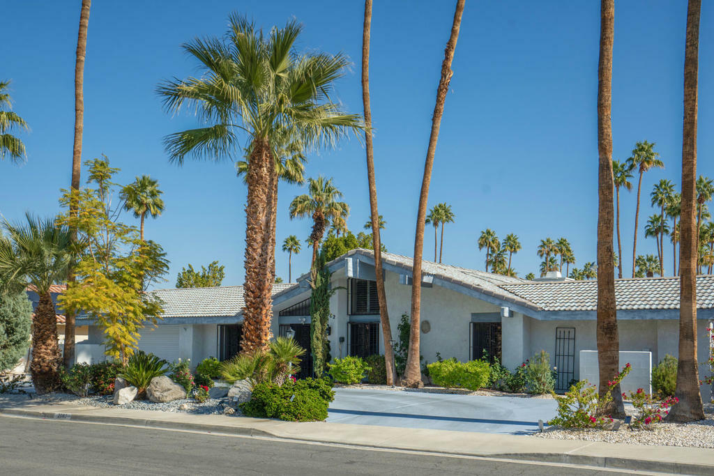 Property Photo: 2082 S Madrona Drive CA 92264