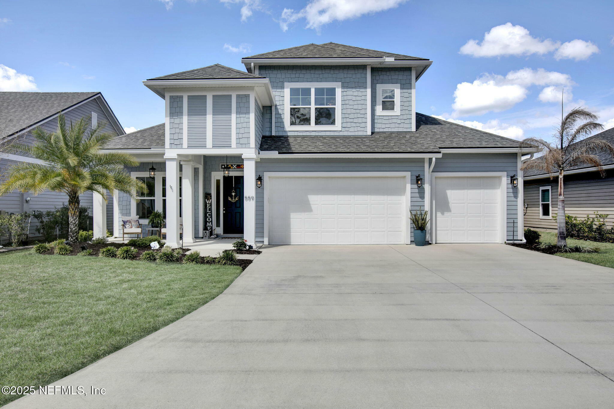 Property Photo: 559 Willow Lake Drive FL 32092