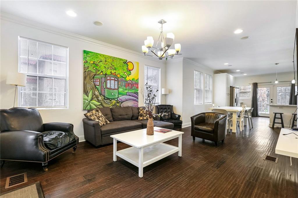 Property Photo: 3415 Louisiana Ave Parkway LA 70125