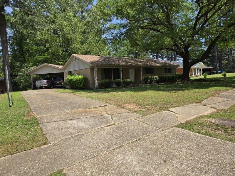Property Photo: 2621 Leaf Lane LA 71109