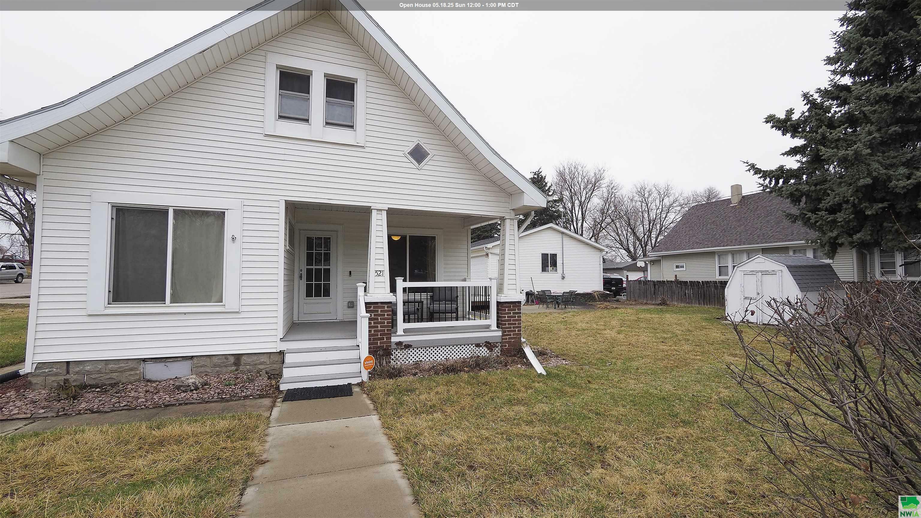 Property Photo: 521 S Westcott St IA 51106