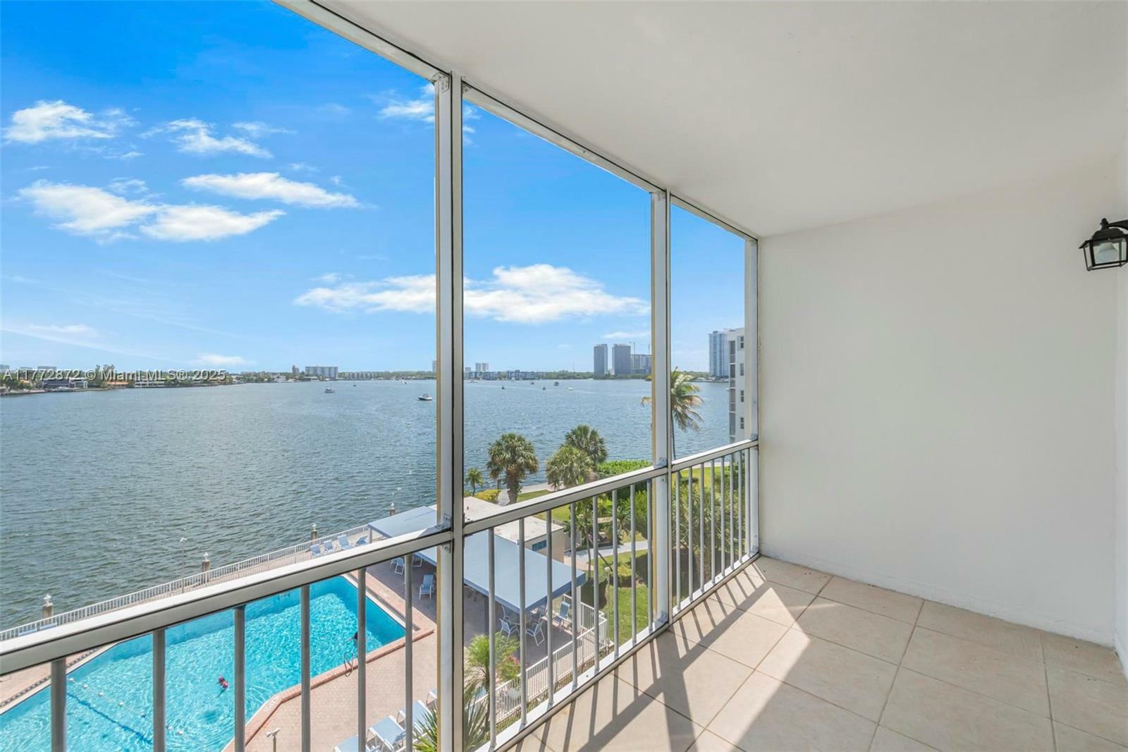 3010 Marcos Dr R509  Aventura FL 33160 photo