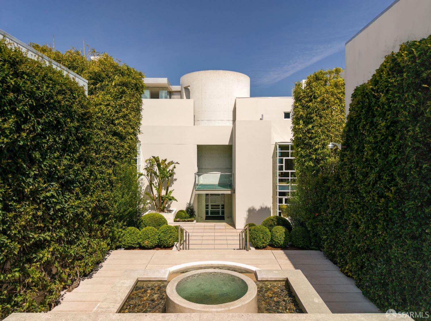340 Lombard Street  San Francisco CA 94133 photo