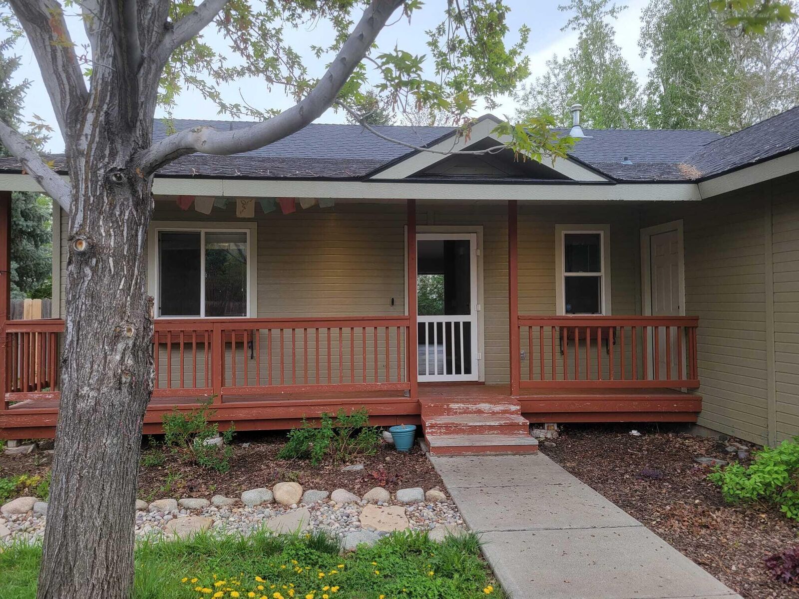 Property Photo:  1030 Cherry Creek Dr  ID 83333 