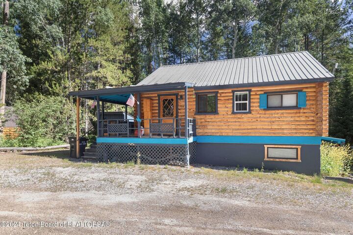 Property Photo:  704 Sunset Drive  WY 83128 