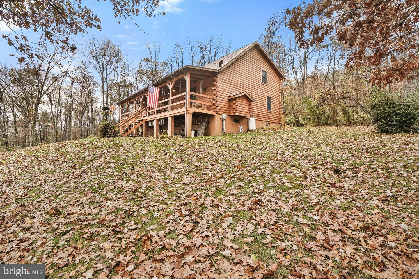 Property Photo: 616 Mallard Run Lane PA 17267