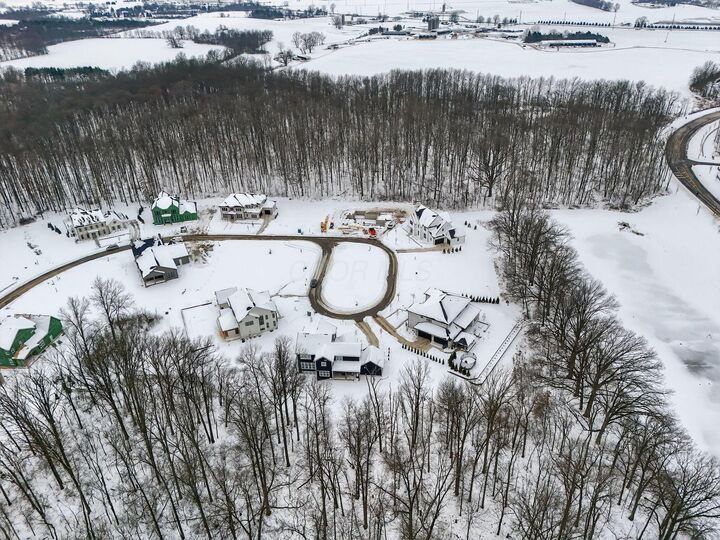 Property Photo:  8340 Canopy Glen Drive  OH 43064 