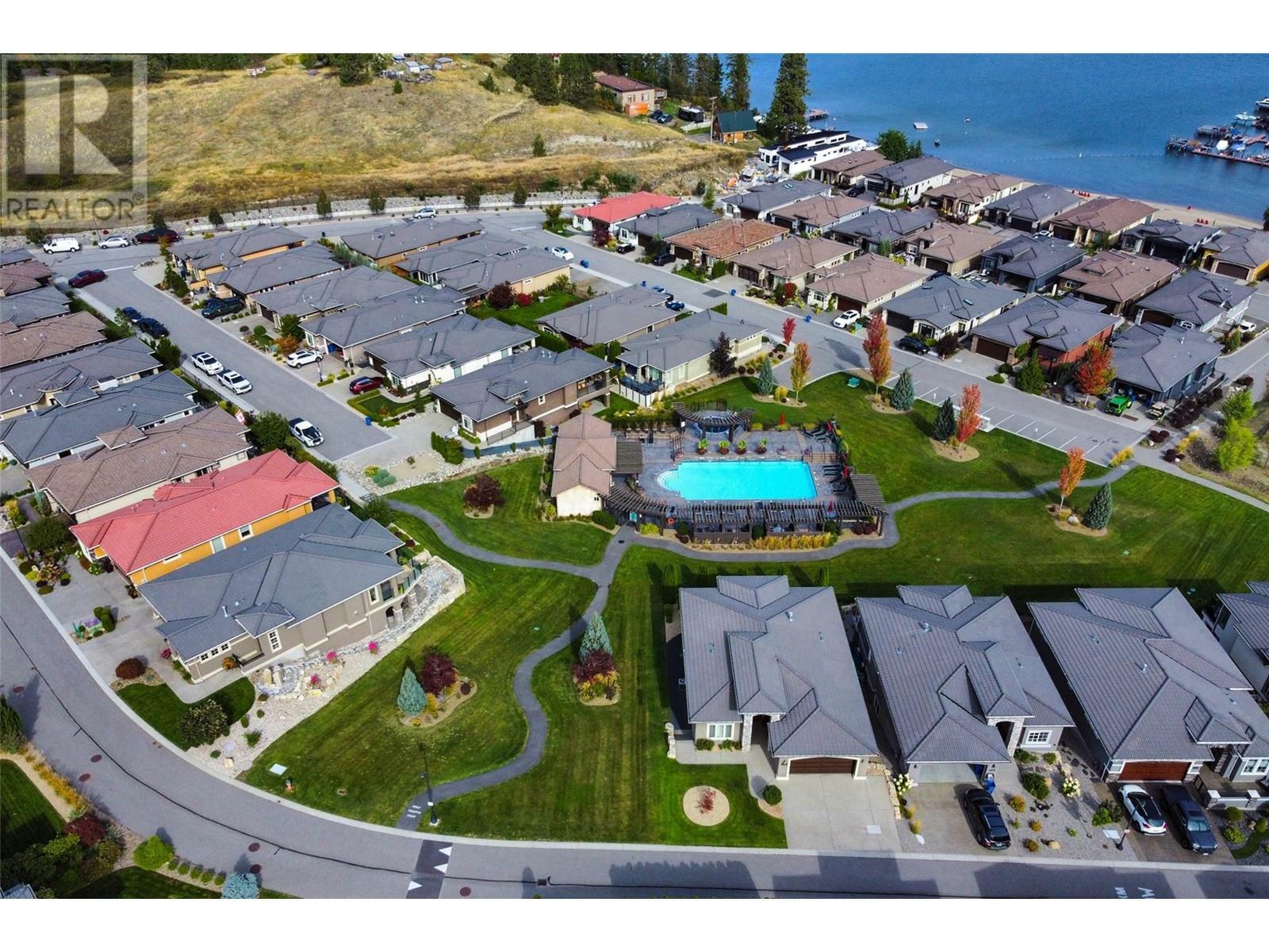 Property Photo: 1675 Harbour View Crescent BC V1Z 4E1
