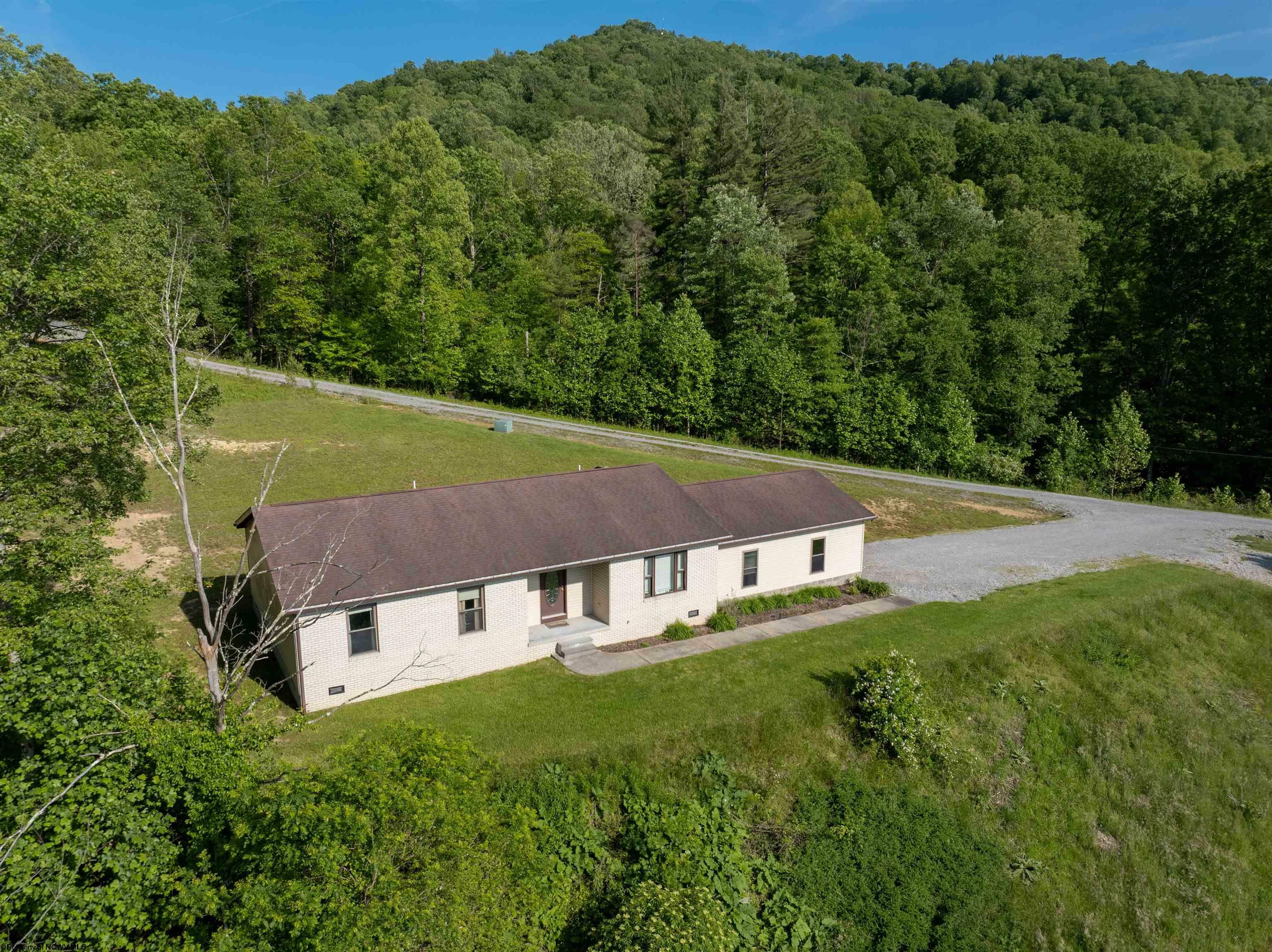 Property Photo: 1526 Allegheny Highway WV 26241