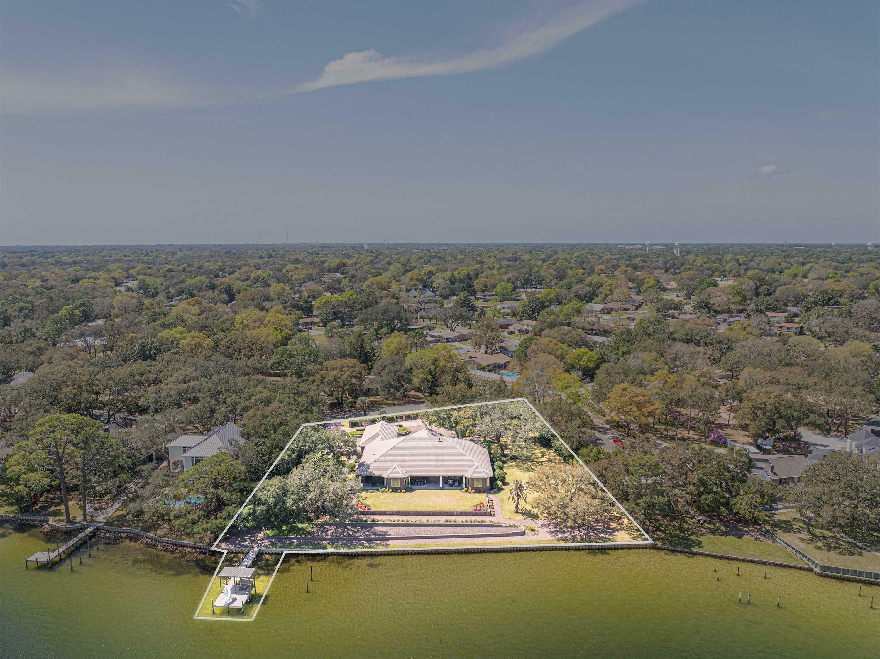 Property Photo: 229 NE Mooney Road FL 32547
