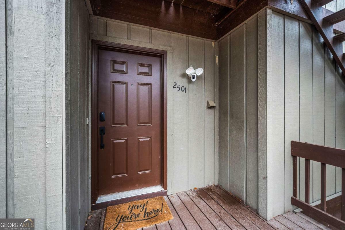 Property Photo: 2501 Fairway Oaks GA 30183