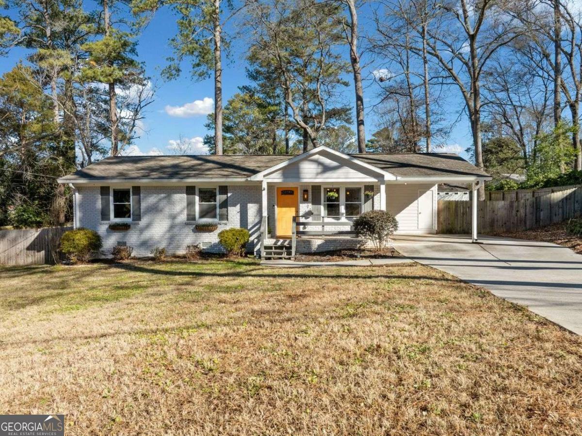 Property Photo: 3383 Kenland Road GA 30082