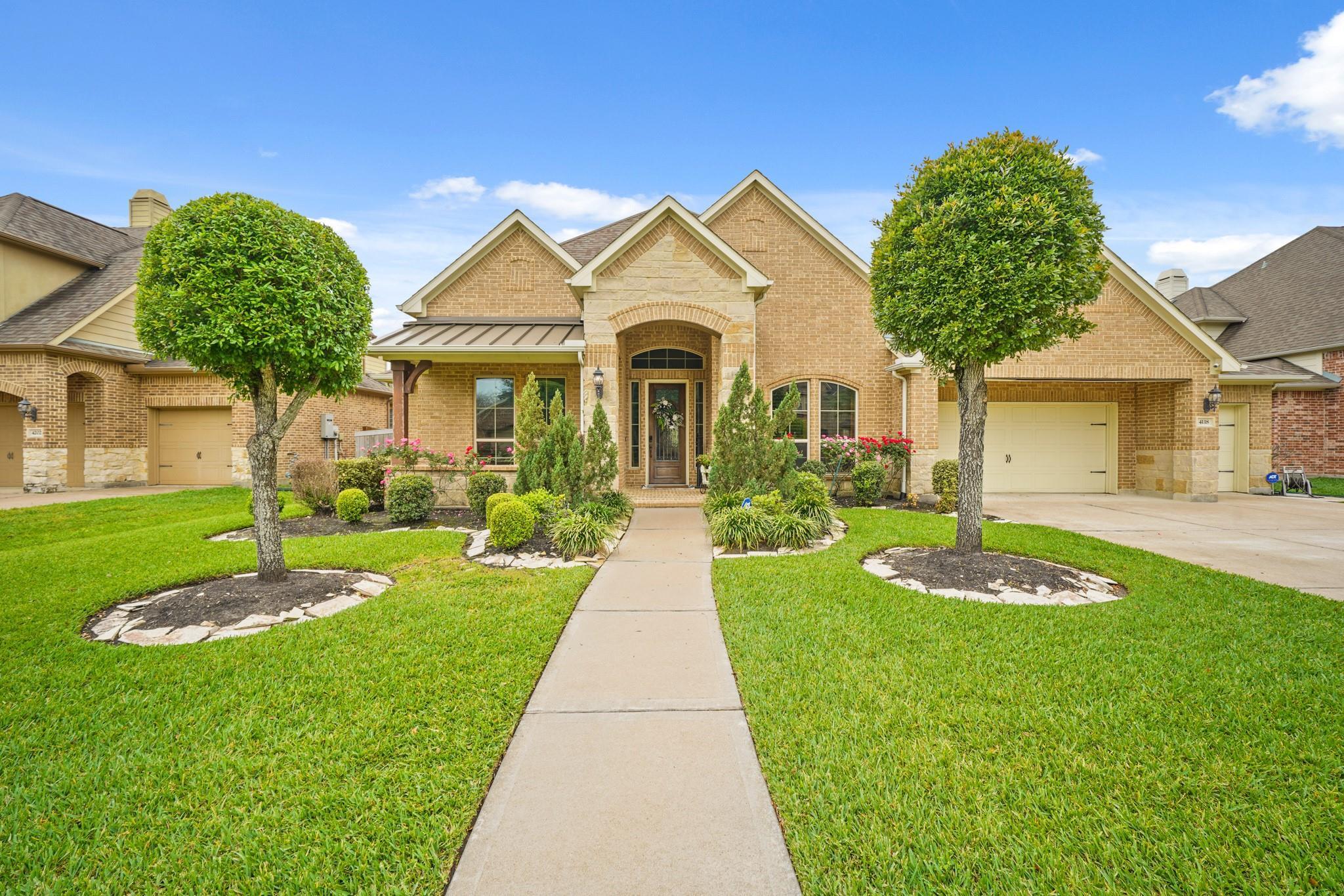 Property Photo: 4118 Candlewood Lane TX 77578