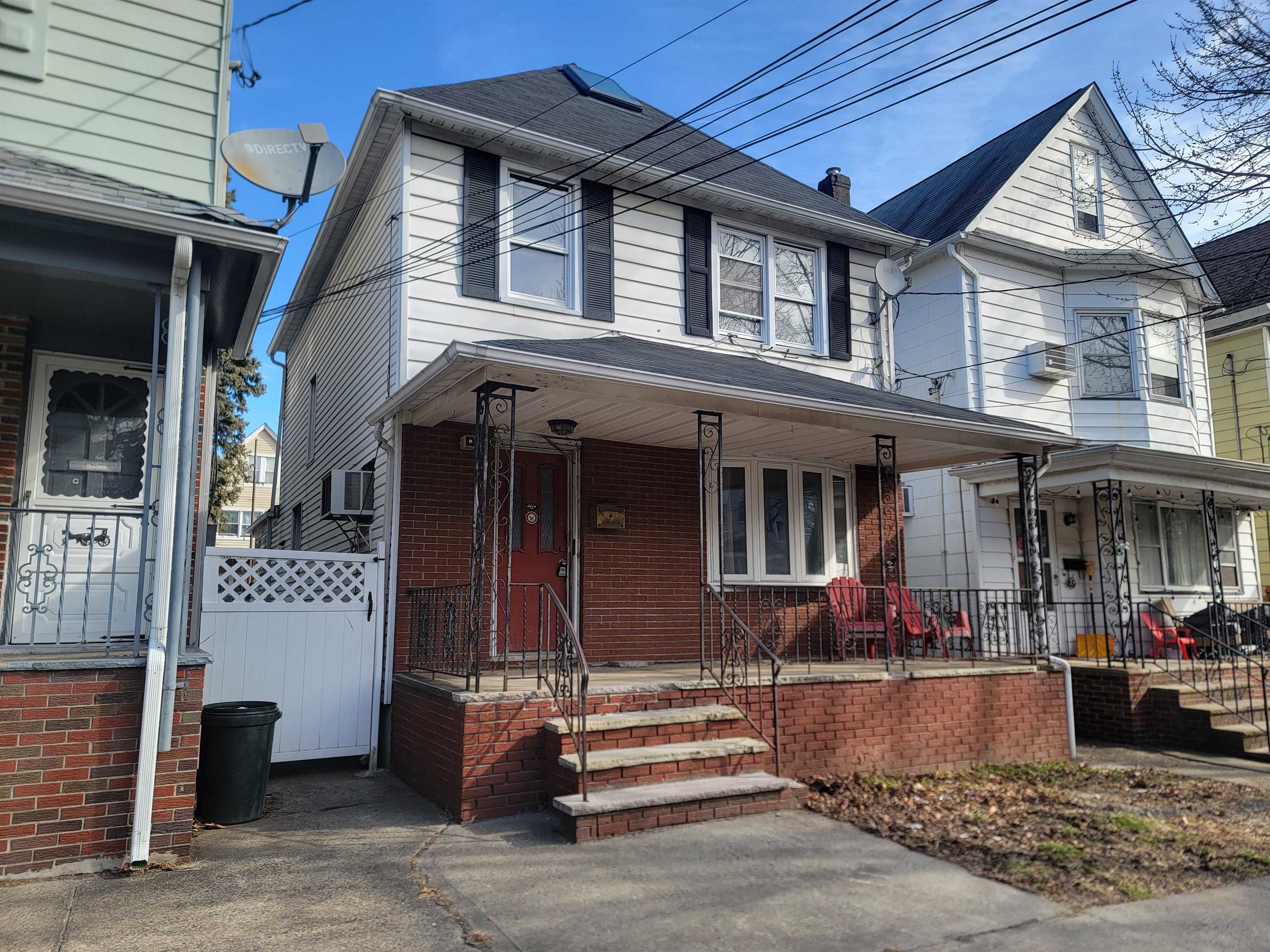 Property Photo: 39 W 40th St NJ 07002
