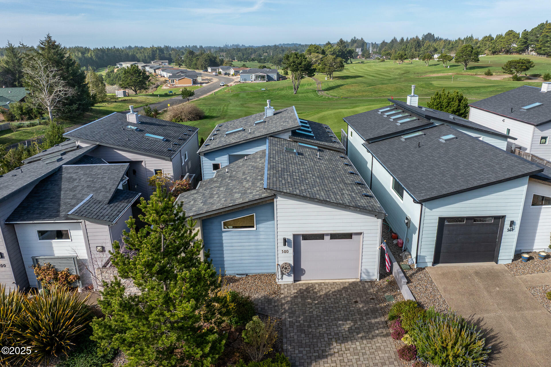 Property Photo: 580 SW Green Drive OR 97394