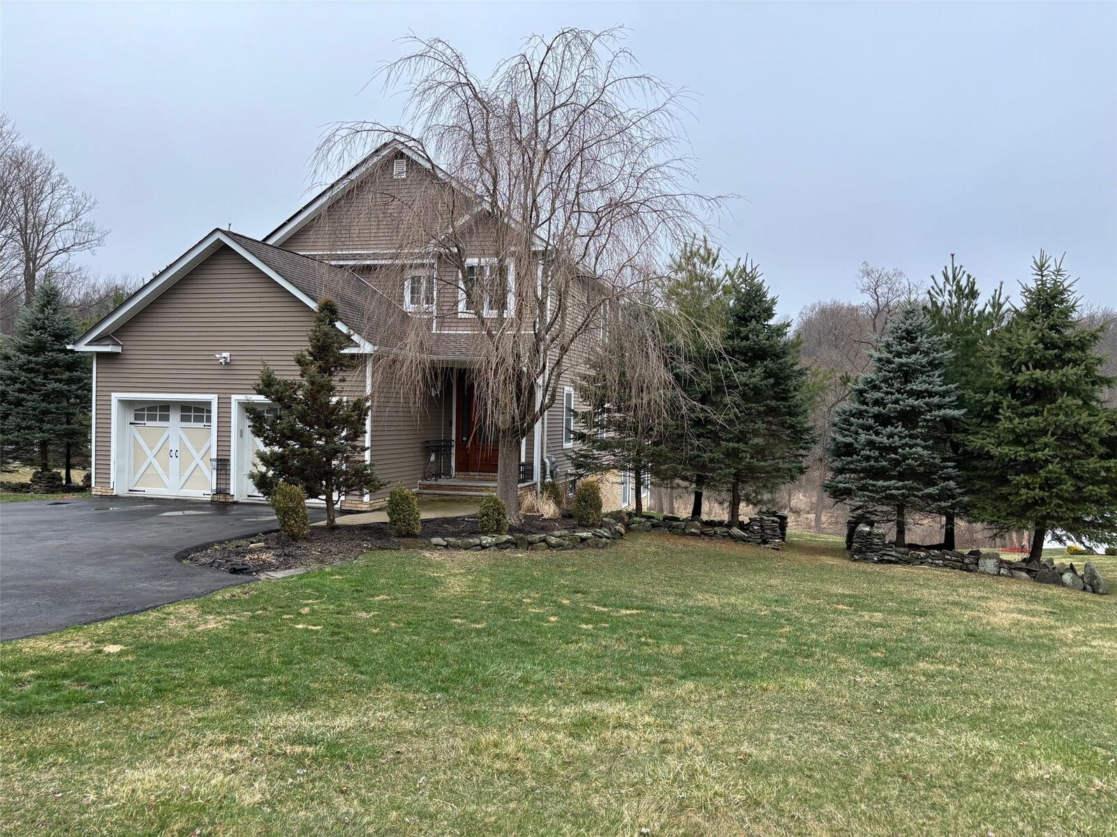 Property Photo:  11 Mountain Park Road  NY 10950