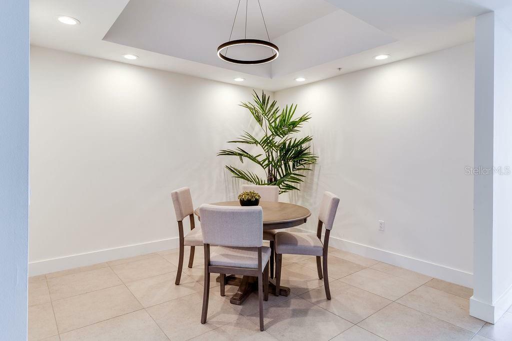 Property Photo:  260 S Osceola Avenue 802  FL 32801 