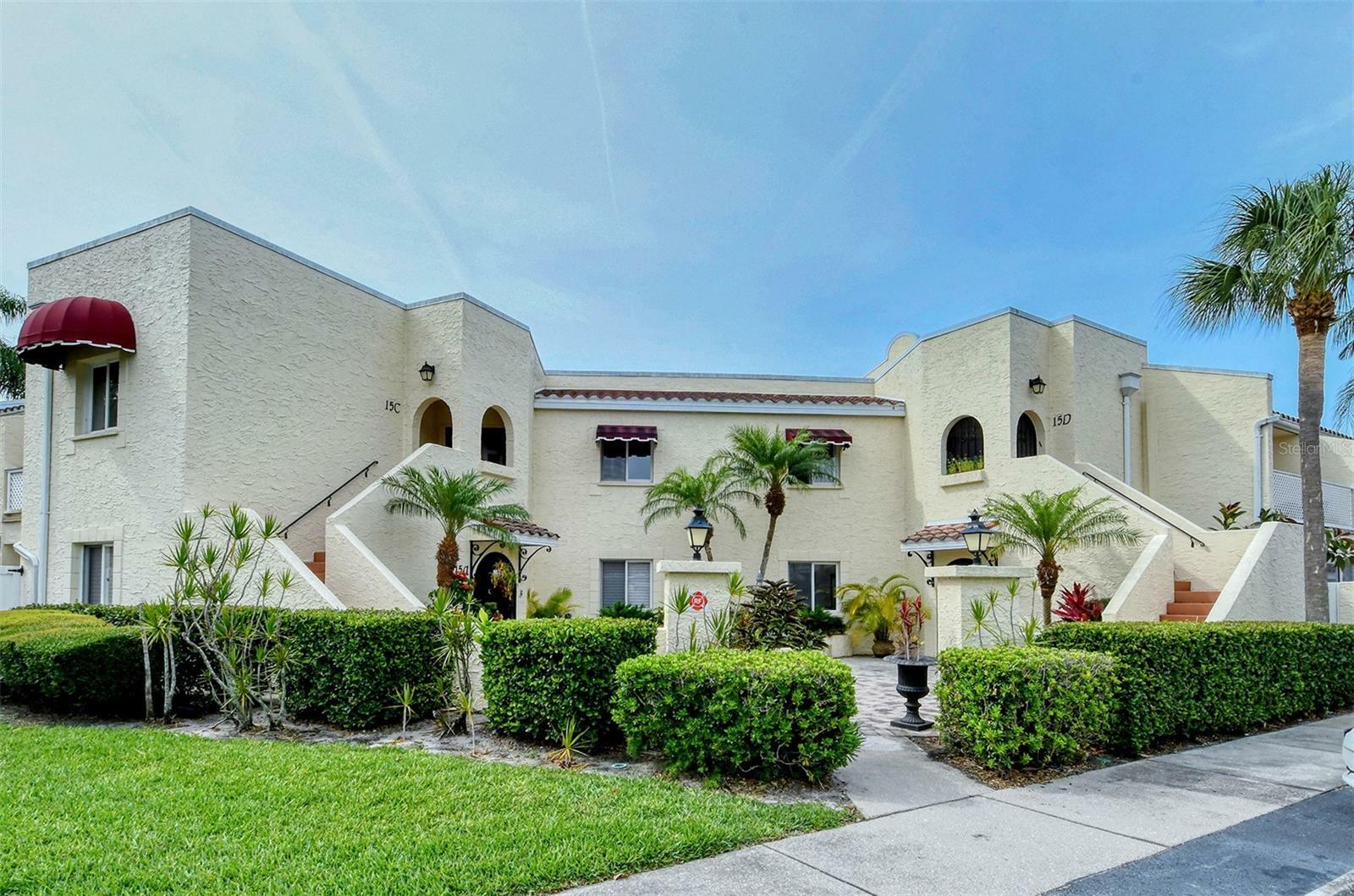 Property Photo: 6101 34th Street W 15B FL 34210