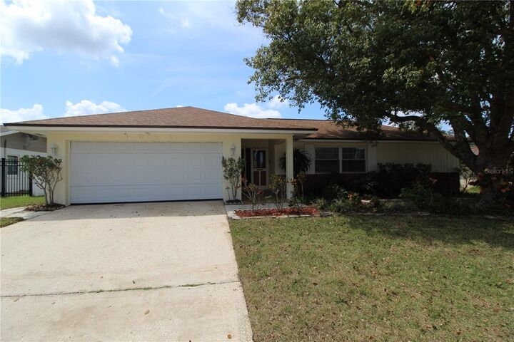 Property Photo: 1041 Manchester Circle FL 32792