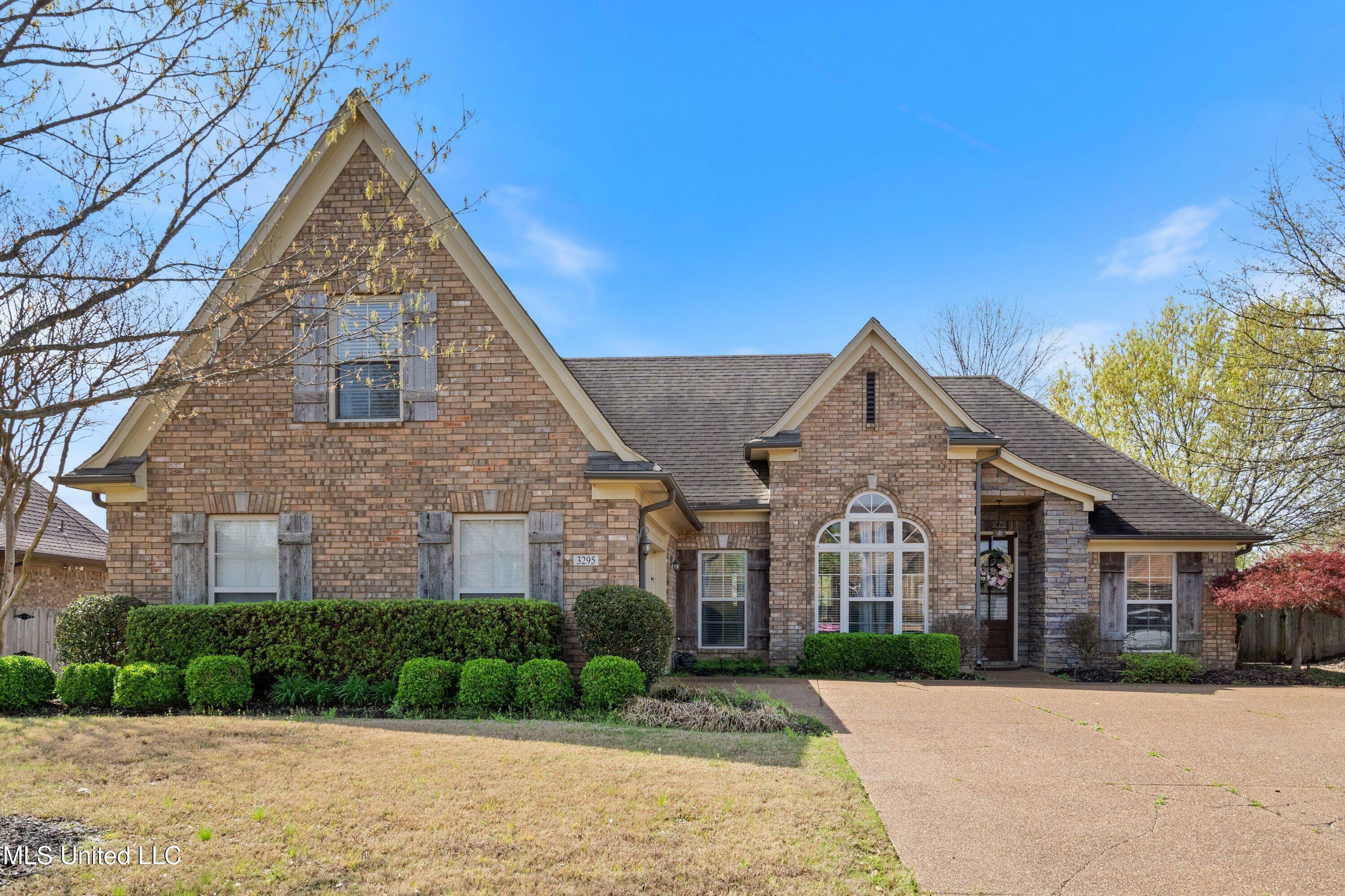 3295 Forest Bend Drive  Southaven MS 38672 photo