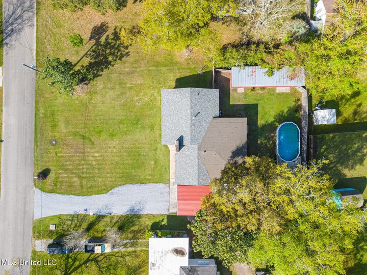 Property Photo: 204 E Third Street MS 39560