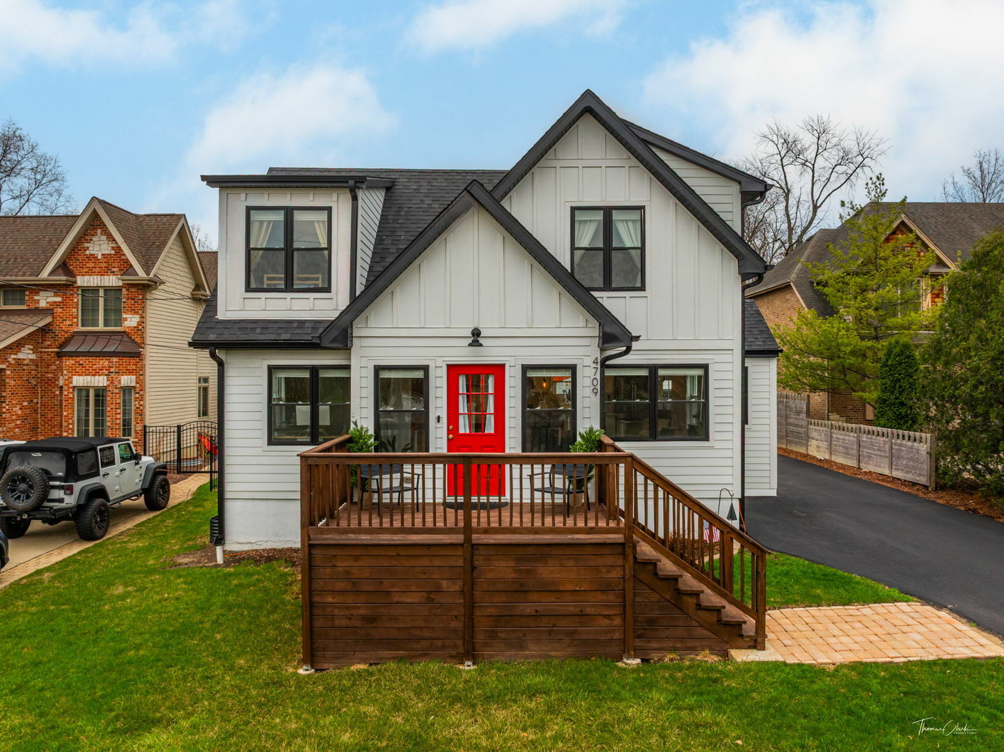 4709 Roslyn Road  Downers Grove IL 60515 photo