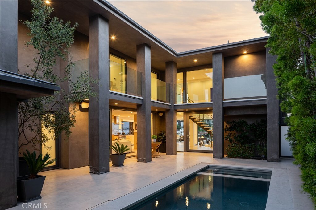 Property Photo: 30 Linda Isle CA 92660